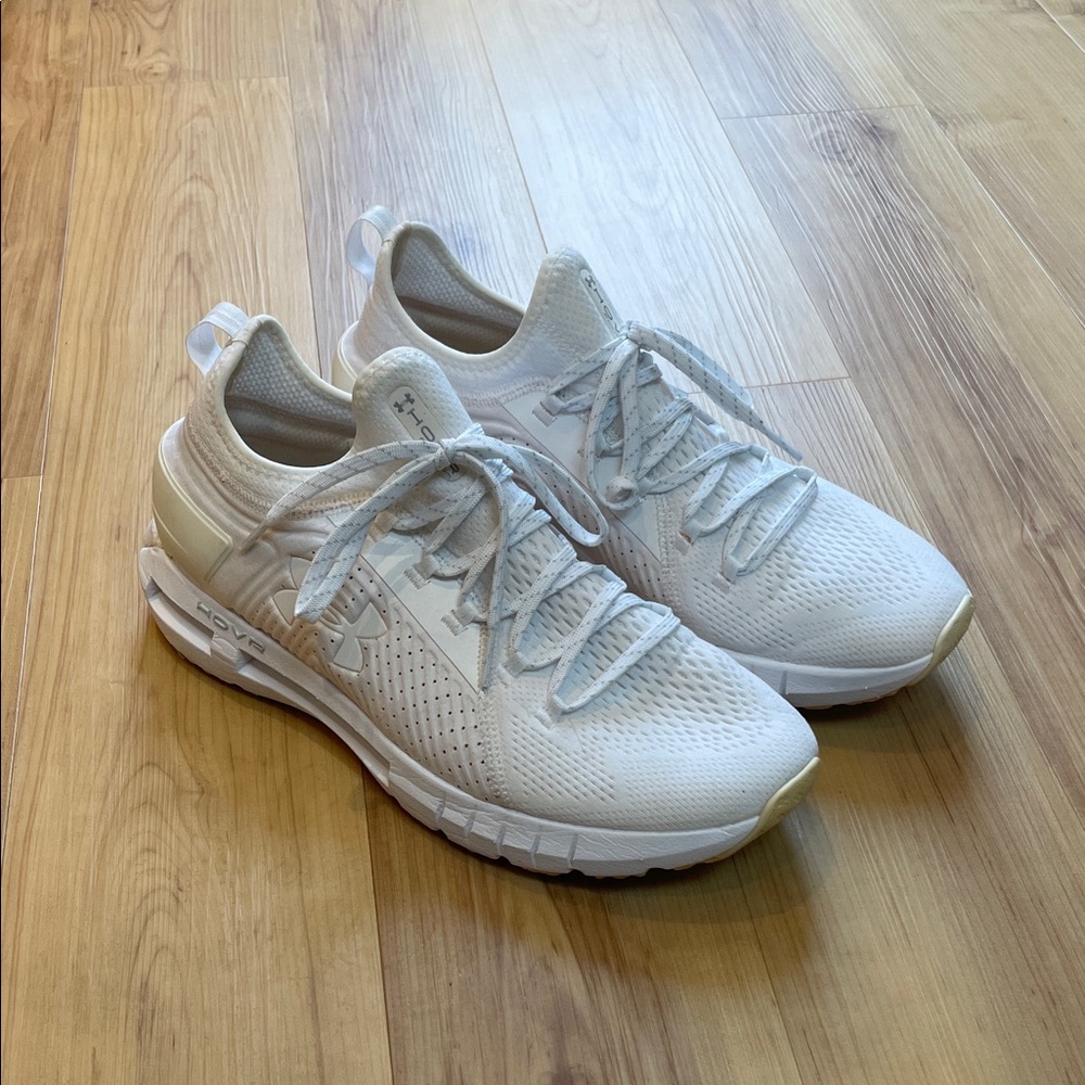 Under Armour Hovr Phantom White Sneakers